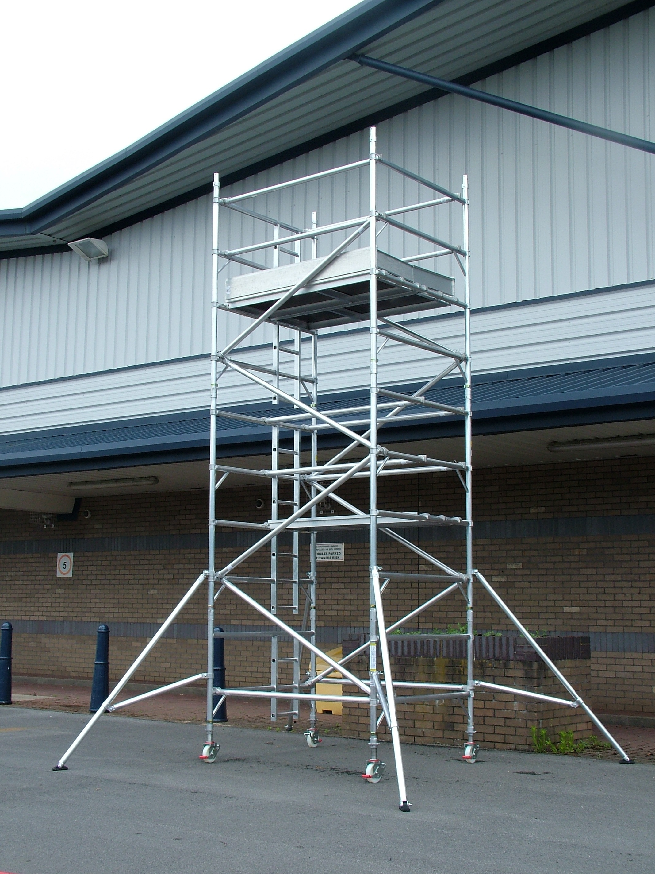 Scaffold Tower (Double Width)